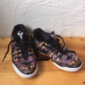 Floral Kobe Basketball shoes